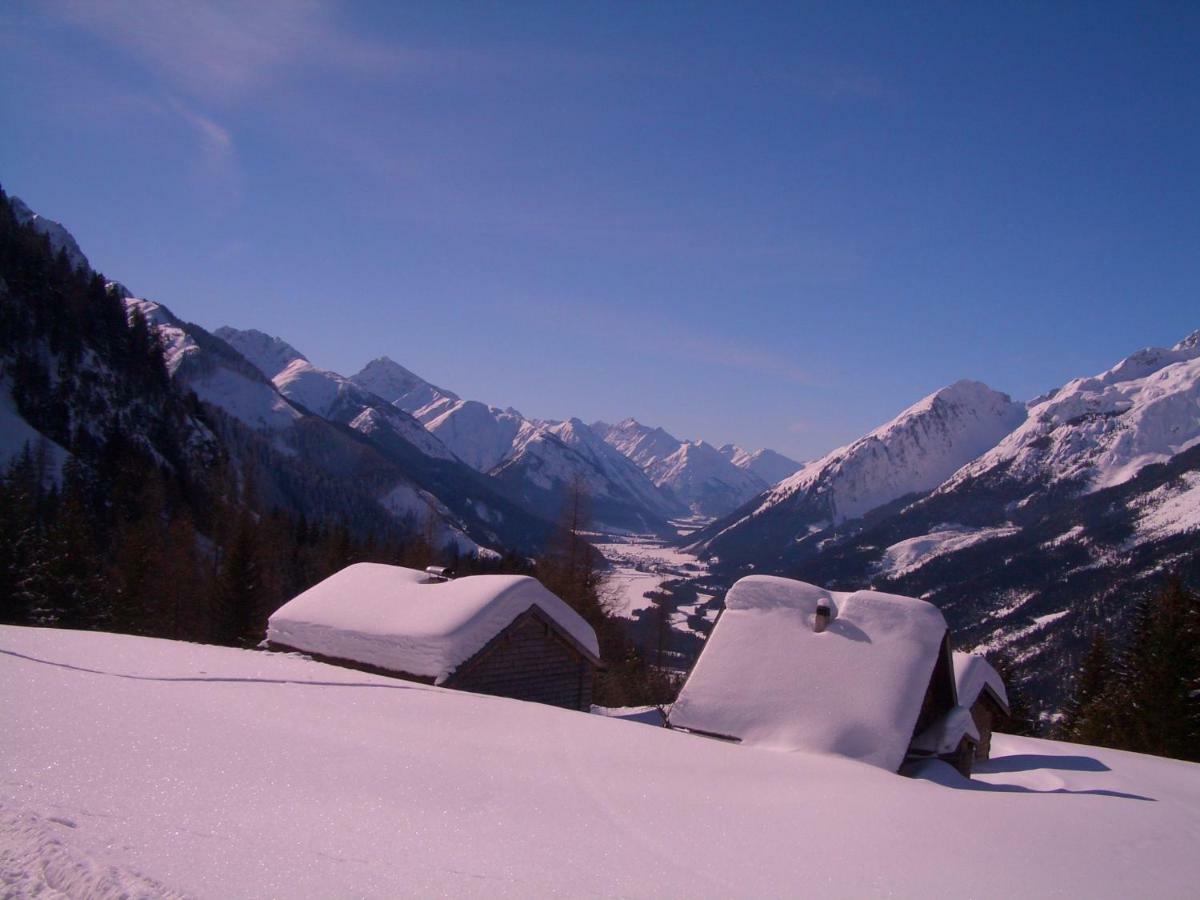 Haus Alpina Lägenhet Häselgehr Exteriör bild