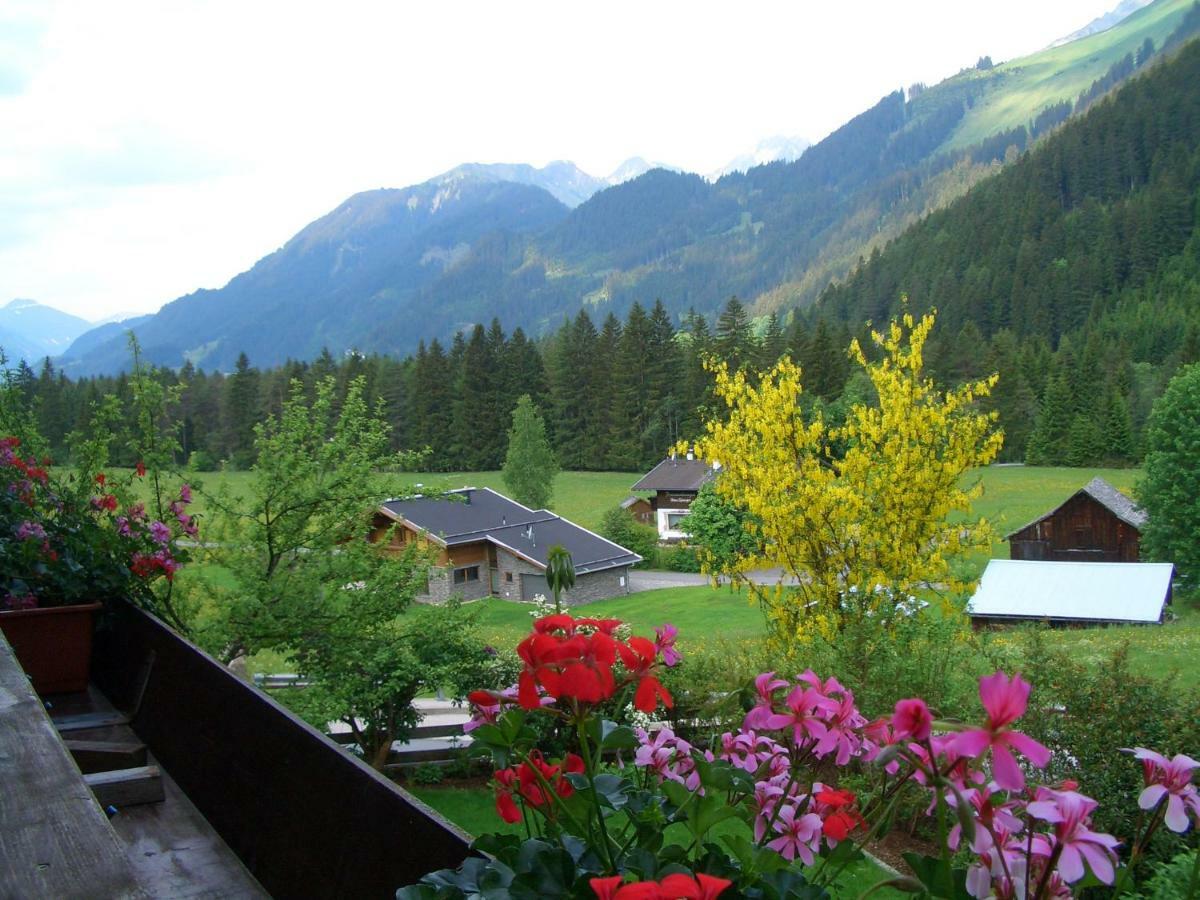 Haus Alpina Lägenhet Häselgehr Rum bild