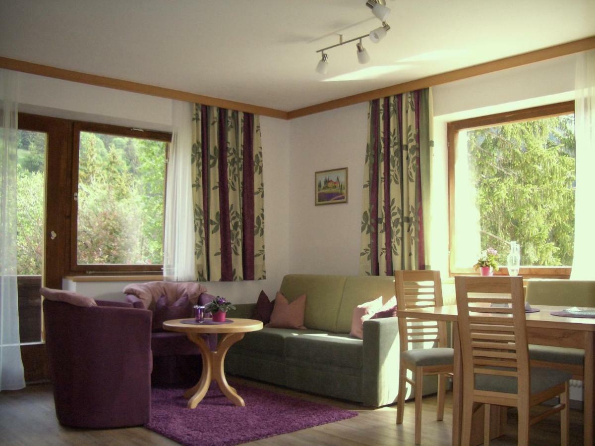 Haus Alpina Lägenhet Häselgehr Exteriör bild